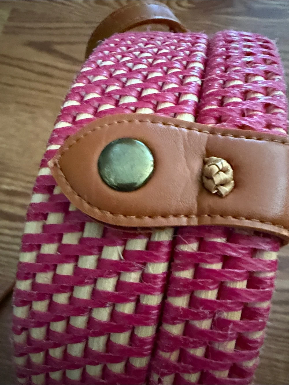 Woven Round Shoulder Bag in Bright Pink